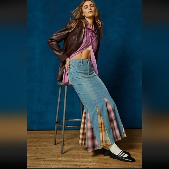 BDG Dresses & Skirts - BDG Sasha Spliced denim maxi 🔥🔥🔥